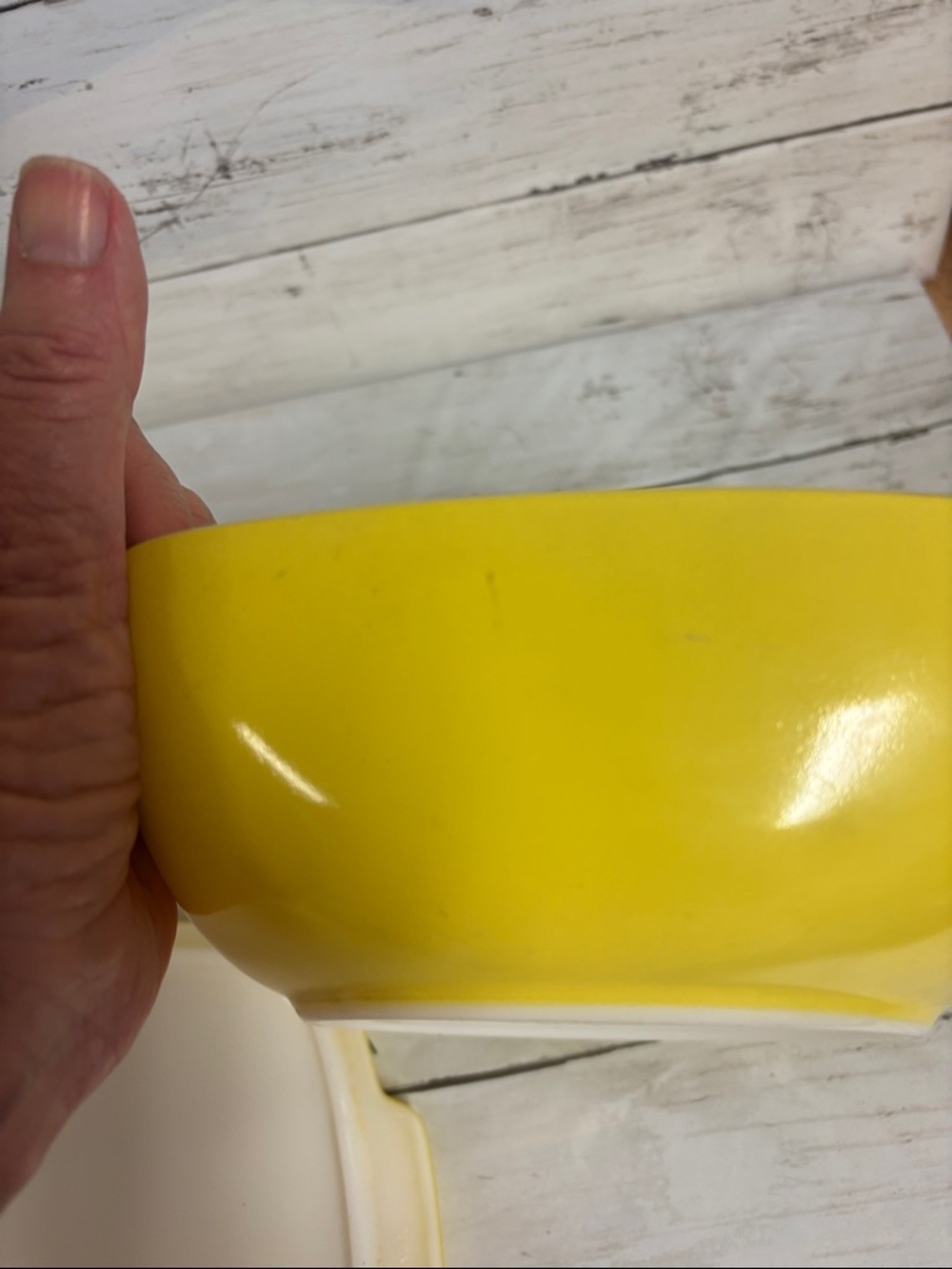 Vintage Pyrex Yellow Square Hostess Bowl 1.5  QT w/ Lid - Picture 5 of 5